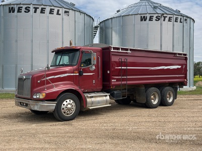 International 9200i 6x4 Grain Truck