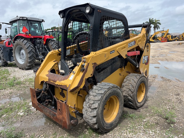 2022 Caterpillar 242D3
