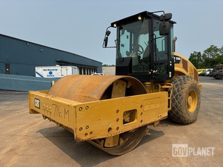 2013 Cat CS-66B Smooth Drum Compactor in Mechanicsburg, Pennsylvania ...