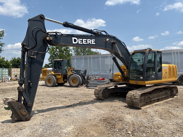 2012 John Deere 200D