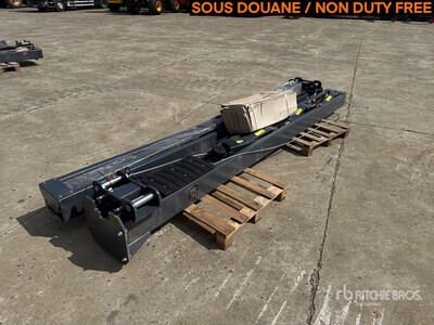 2025 BisonTek BTL-4000CM Electric Two Post Car Lift (Unused)