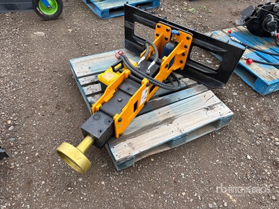 2025 GIYI GY-D680 56 in Skid Steer Post Driver (Unused)