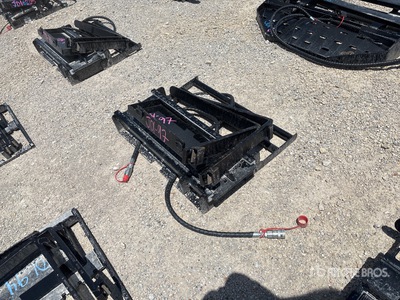2025 GIYI GY-CYHC 30 in Skid Steer Forks (Unused)