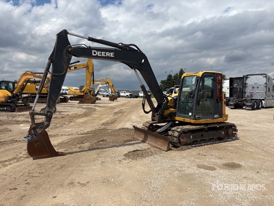2016 John Deere 85G Tracked Excavator