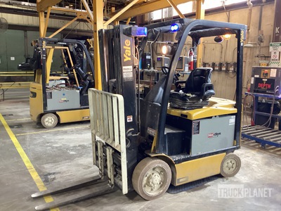 2022 Yale ERC050VG 4600 lb Electric Forklift