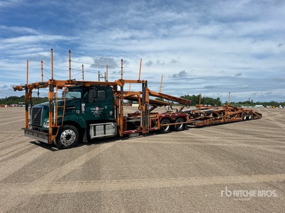 2014 Volvo VAH 6x2 Car Carrier Truck