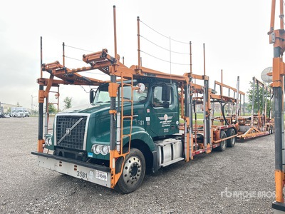 2014 Volvo VAH 6x2 Car Carrier Truck