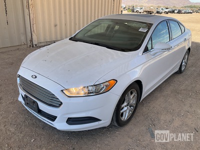 2015 Ford Fusion SE Sedan