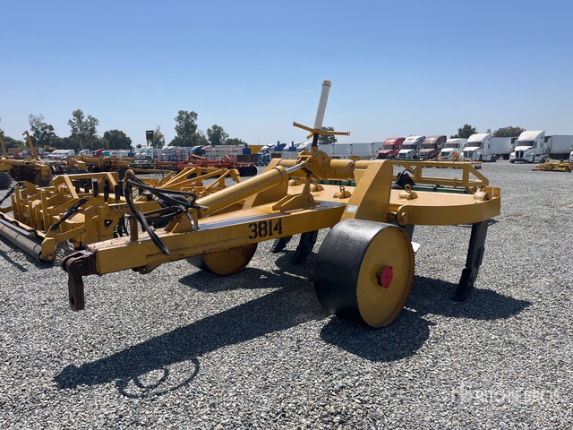 Murrau 10 ft Tow Behind 5 Shank Ripper | Ritchie Bros. Auctioneers