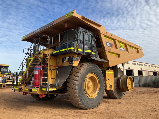 2013 Cat 785D Haul Truck 2013 Cat 785D Haul Truck