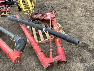 Westfield 6 in Hydraulic End Gate Drill Fill