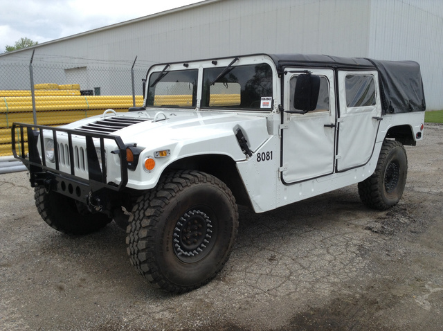 1993 AM General M998 HMMWV 4 Door Soft Top w/Truck Body