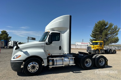 2020 International LT625 6x4 Cabeza Tractora Cabina Dormitorio