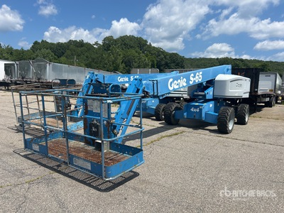2014 Genie S-65 4WD Diesel رافعة تليسكوبية بذراع تطويل