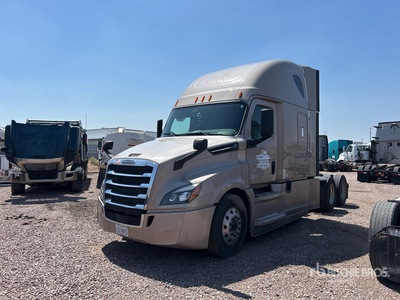 2020 Freightliner Cascadia 126 6x4 T/A Sleeper Truck Tractor (Inoperable)