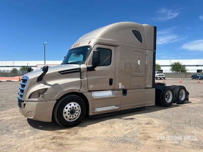 2020 Freightliner Cascadia 126 6x4 3- Achs Sattelzugmaschine mit Schlafkabine (Inoperable)