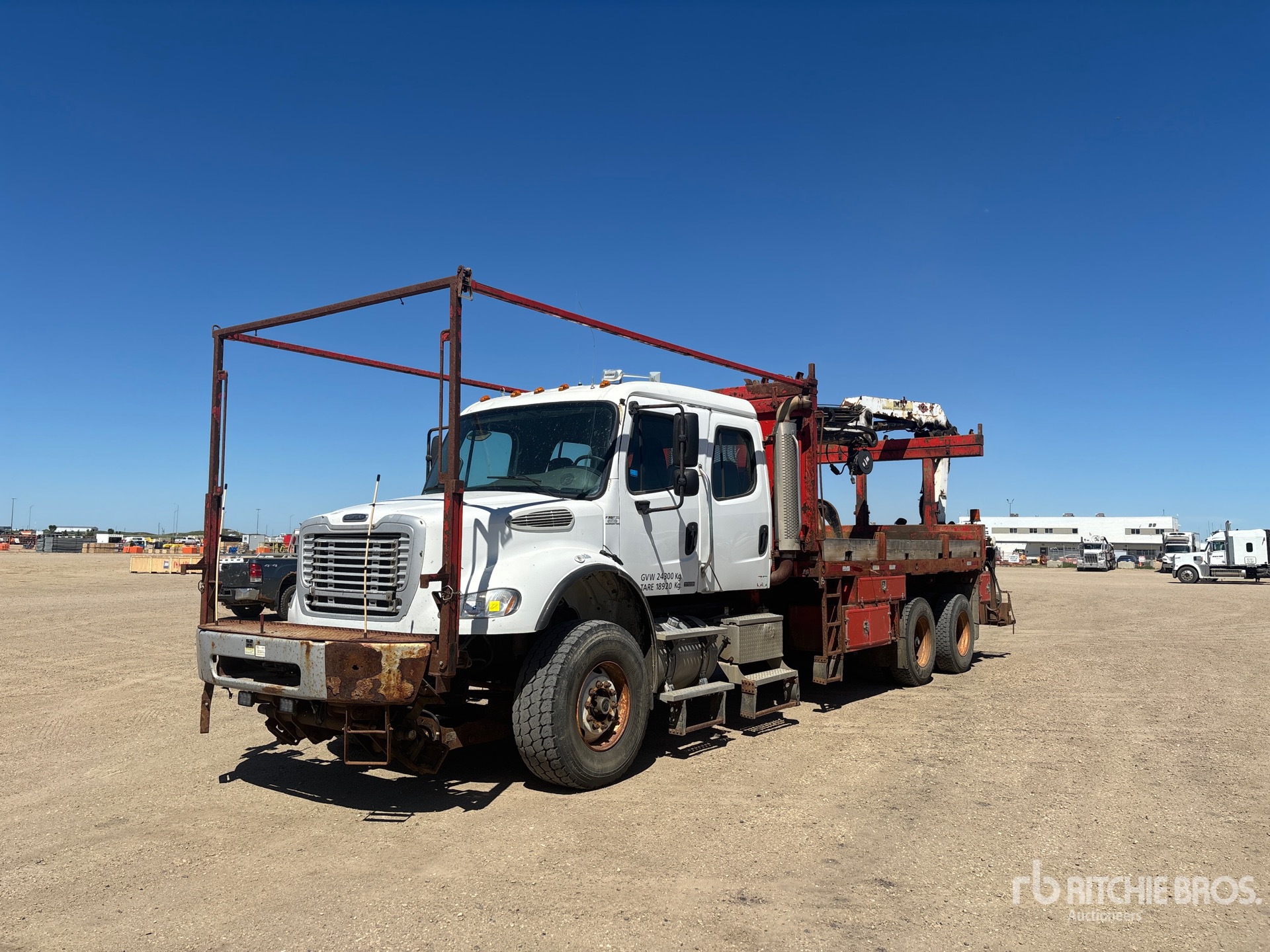 IMT Articulated Boom on 2007 Freightliner M2112 6x4 Crew Cab Grapple Truck