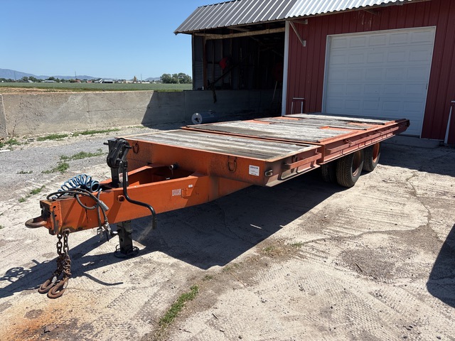 1978 Miller 28 ft T/A Tilt Deck Trailer