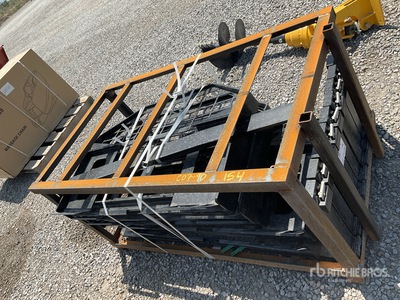Quantity of (5) 2025 GIYI GY-CYHC Mini Skid Steer Forks (Unused)