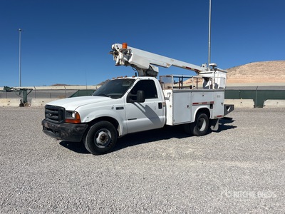 Altec 200A 30 ft on 1999 Ford F-350 4x2 Camion à godets