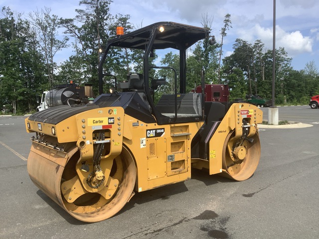 2014 Caterpillar CB54B