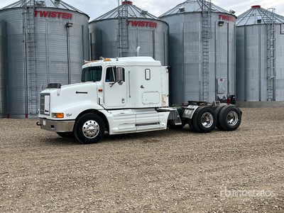 1997 International 9200 6x4 تراكتور شاحنة كابينة النوم (ثنائية المحور)