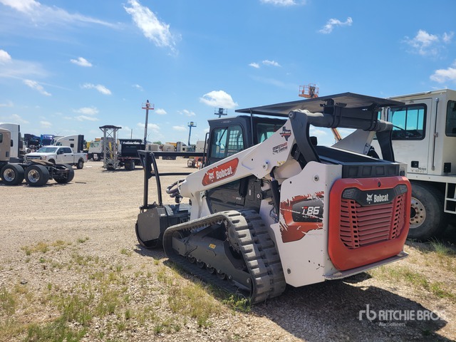 MINI CARGADOR SOBRE ORUGAS 2024 BOBCAT T86