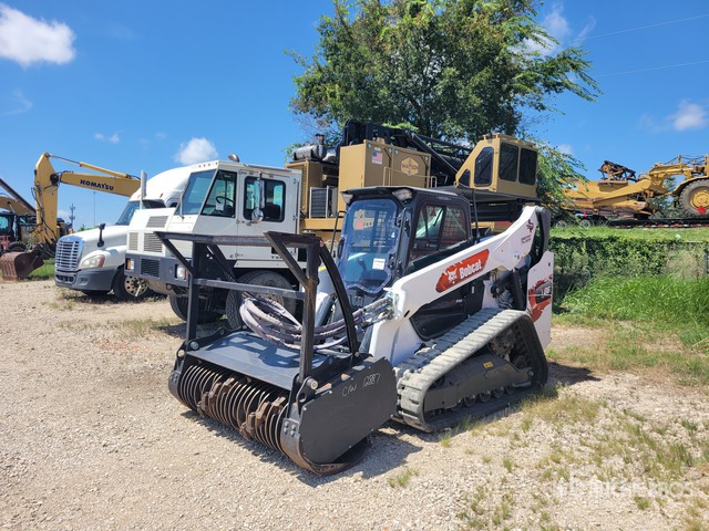 MINI CARGADOR SOBRE ORUGAS 2024 BOBCAT T86