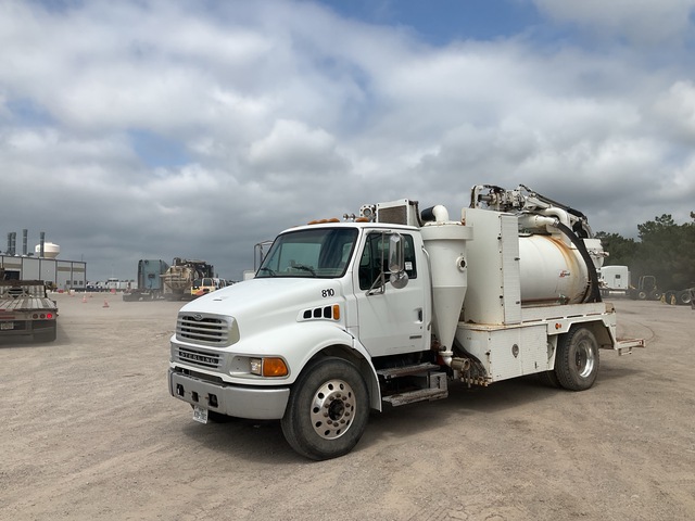 2001 Keith Huber AB14 D L PTO H LRIK IB on 2002 Sterling M7500 4x2 Vacuum Tanker Truck