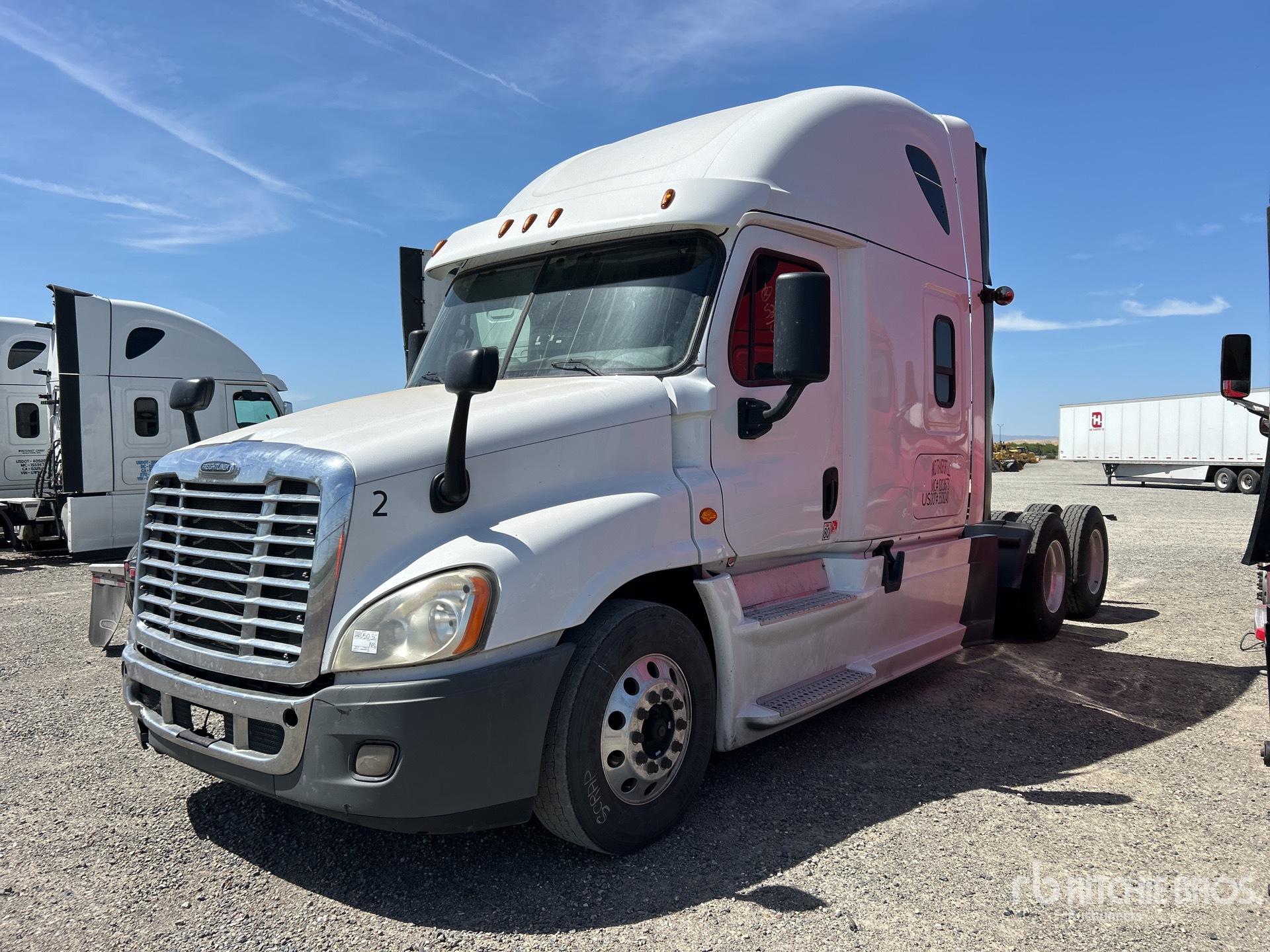 2016 Freightliner Cascadia 125 6x4 T/A Sleeper Truck Tractor