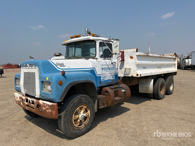 1982 Mack RD686S 6x4 T/A Dump Truck | Ritchie Bros. Auctioneers