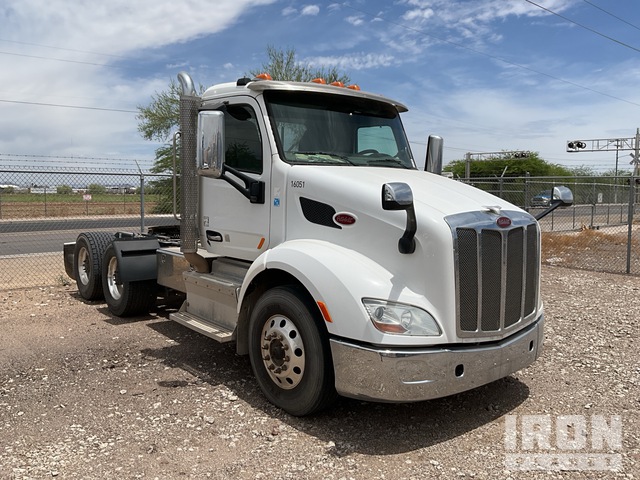 CAMIóN 2016 PETERBILT