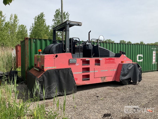 13R-005 1/50 BOMAG BW 174AP-5 AM ロードローラー BOMAG BW 174 AP-5 AM: Pivot-steered tandem roller. | BOMAG