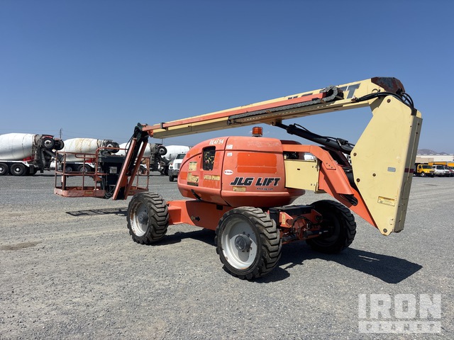 ELEVADOR ARTICULADO 2013 JLG 4WD 600AJ