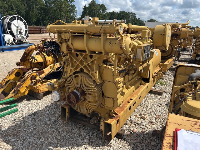 2006 Kato 1030 kW Skid-Mounted Generator Set