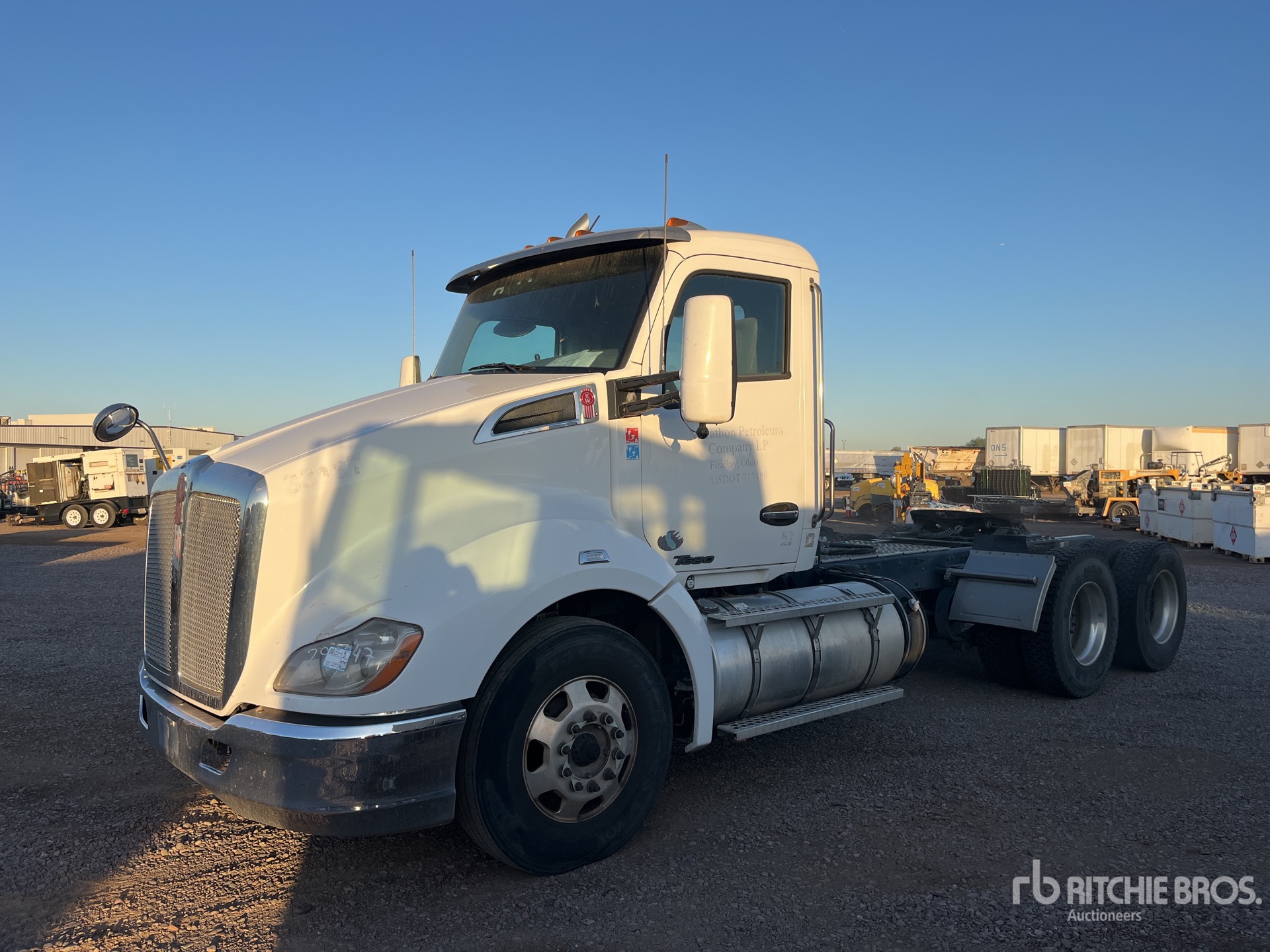 2018 Kenworth T-680 6x4 T/A Day Cab Truck Tractor