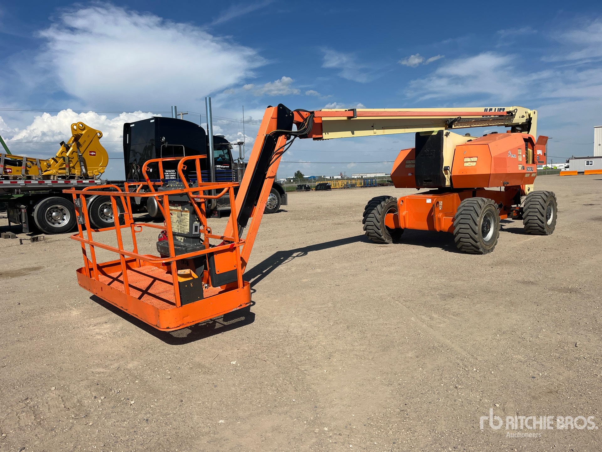 2013 JLG 800 AJ 4WD Articulating Boom Lift