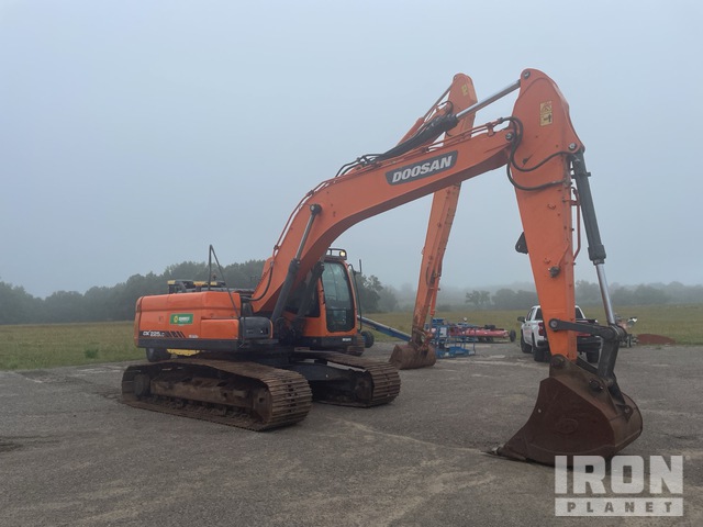 2017 Doosan DX225 LC Tracked Excavator in Chatham, Virginia