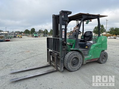 2016 Mitsubishi FG40N 3350 kg Pneumatic Tire Forklift