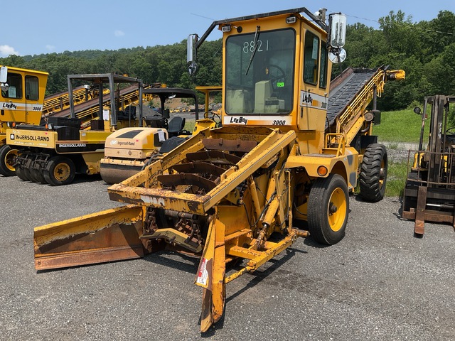ぶーん Equipment & Trucks Auction - | IronPlanet