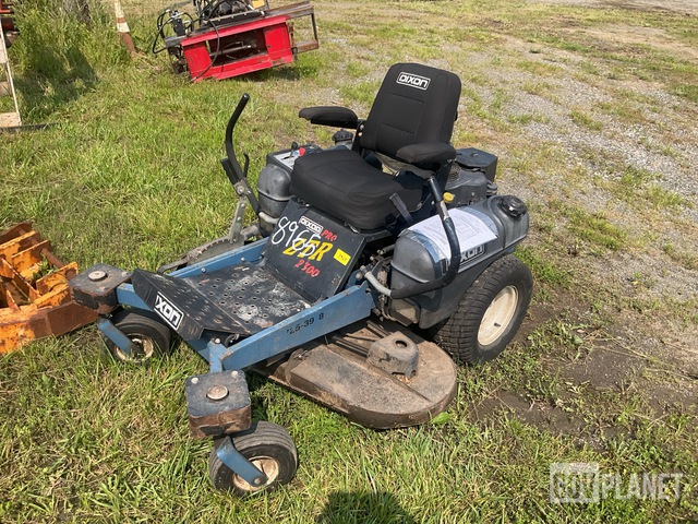 Dixon ZTR 2300 Mower in Grantville, Pennsylvania, United States