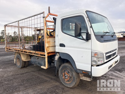 2009 Mitsubishi Fuso Canter 7/800 4x4 Flatbed Truck