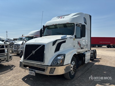 2013 Volvo VNL 6x4 T/A Sleeper Truck Tractor (Inoperable)