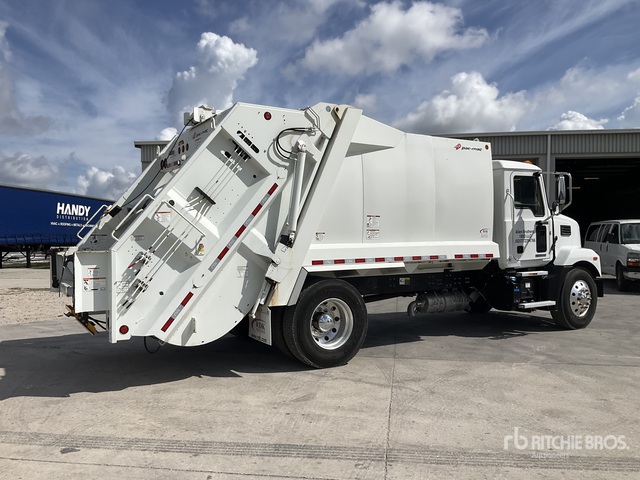WASTE COLLECTION TRUCK 2022 MACK