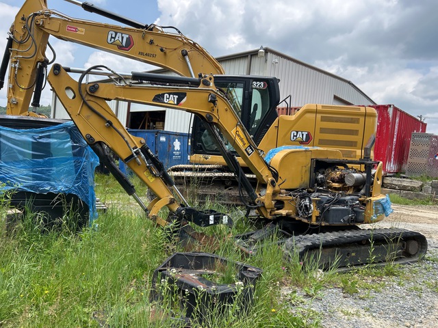 2015 Cat 304E2CR Mini Excavator (Inoperable) 2015 Cat 304E2CR Mini Excavator (Inoperable)