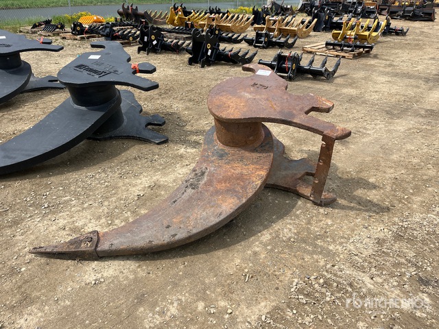 CWS Q/C Excavator Ripper - Fits Link-Belt 3740 | Ritchie Bros. Auctioneers