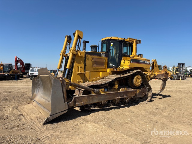 2000 Cat D8R Crawler Dozer | Ritchie Bros. Auctioneers