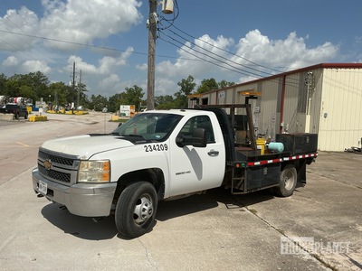 2012 Chevrolet 3500 4x2 Flatbed Truck