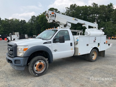 2016 Altec AT200A 30 ft on 2016 Ford F-450 4x2 Bucket Truck