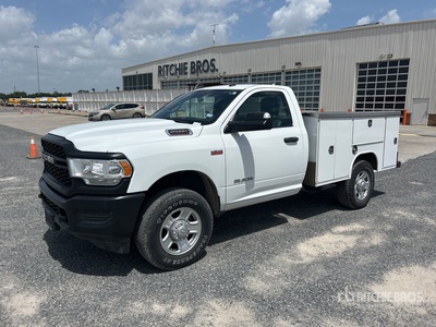 2022 Ram 2500 4x4 Utility Truck
